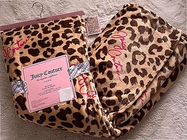 Juicy Couture Leopard And Logo Super Soft Blanket Queen Size 90” X 90” NEW